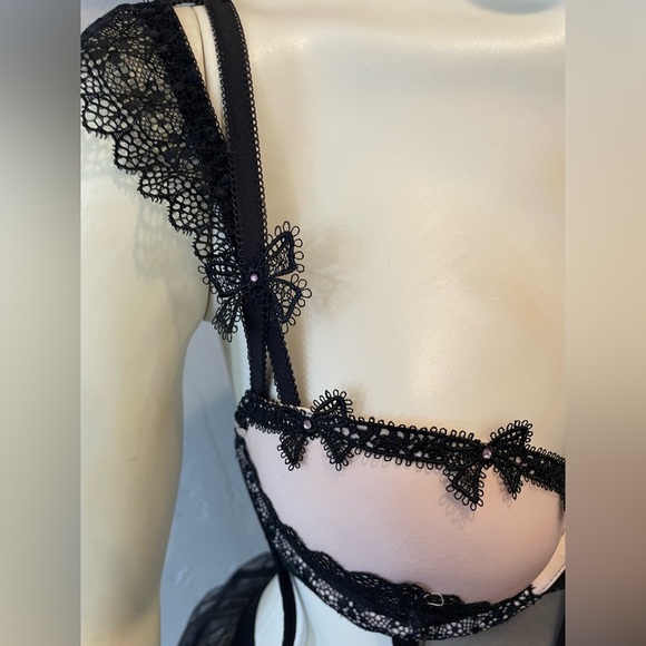 NWT Elegant Black and ballet pink Lace Lingerie corset size 34C retail $88 - Picture 3 of 6